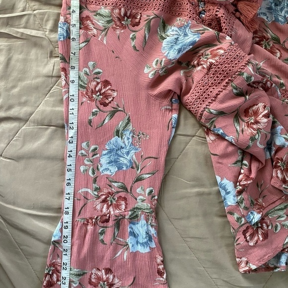 Torrid Floral Blouse with lace, tassel and bell sleeves. Size: 2X - Picture 10 of 11